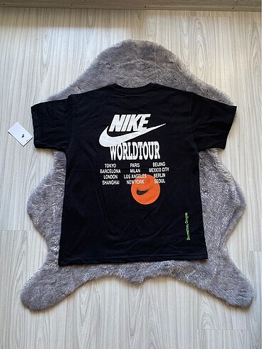 nike worldtour tişört