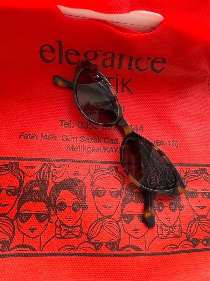 Kadın Güneş Gözlüğü - Görsel 3