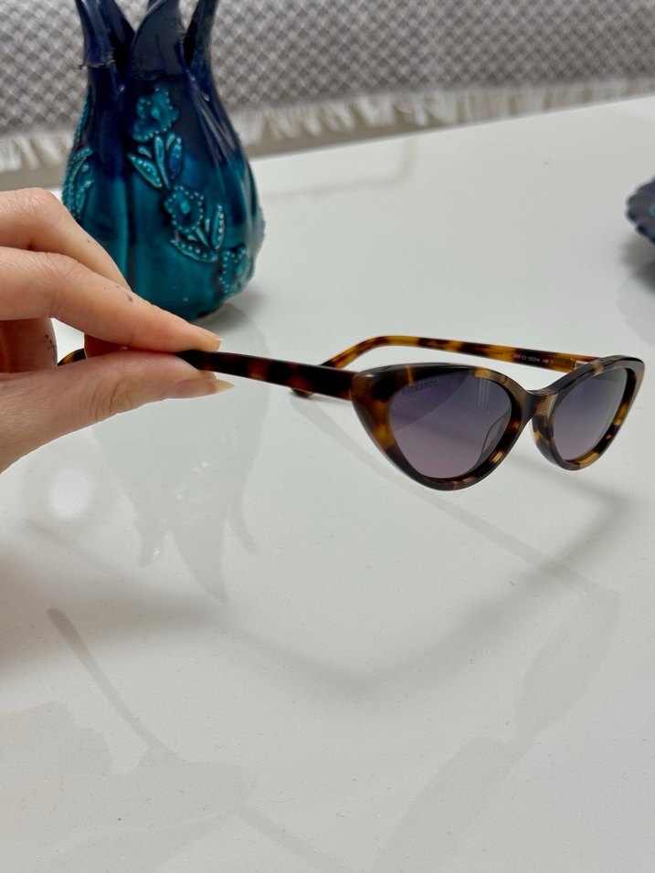 Kadın Güneş Gözlüğü - Görsel 4