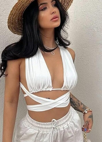 Crop sırt dekolteli