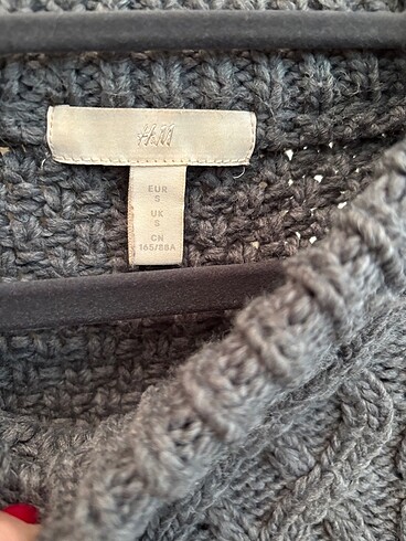H&M Kazak
