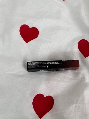  Beden Mac Love Me Liquid Lipcolour 499