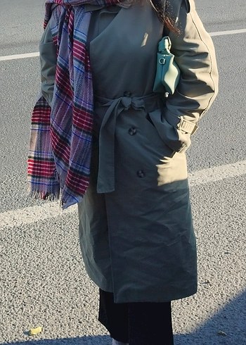 Kemerli Midi Trençkot - Görsel 2