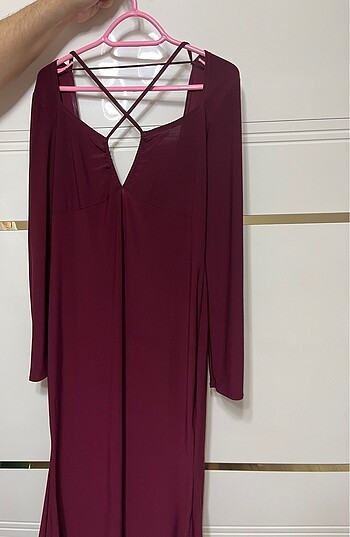 Bordo renk elbise
