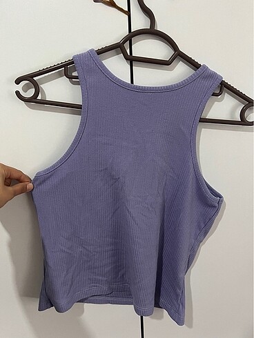 lila crop