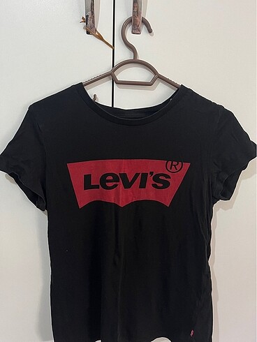 levis tişort
