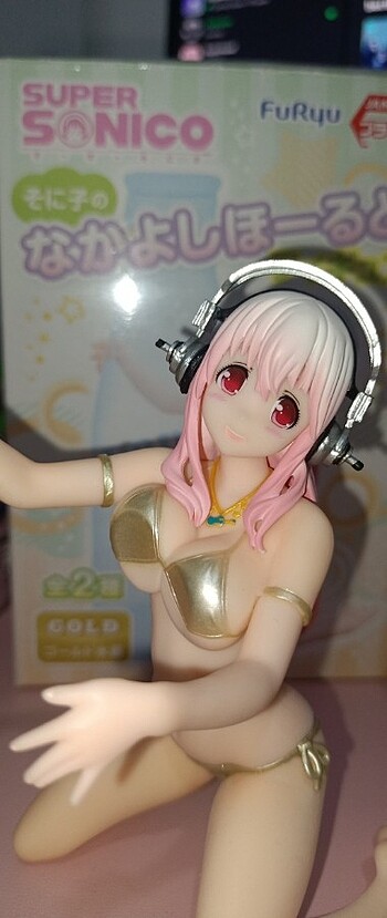 Super Sonico Drink Holder Figür 