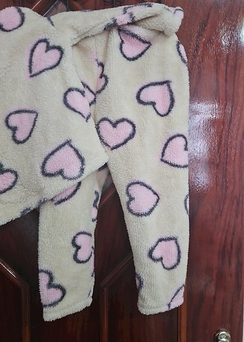 Kız Bebek Peluş Kalpli Uzun Kollu Takım - Görsel 2