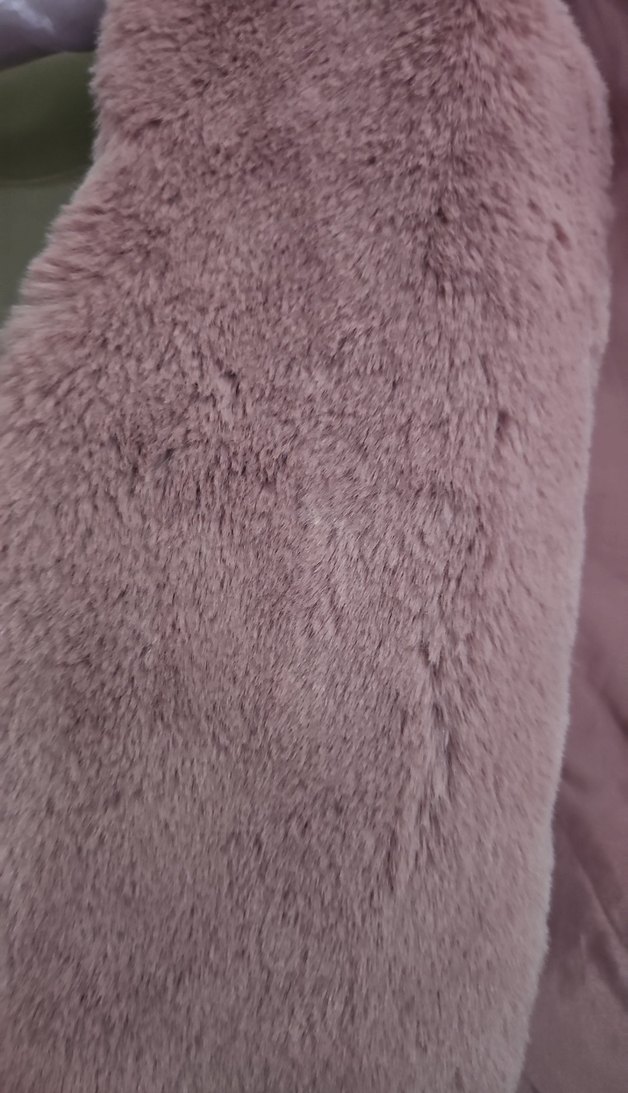 Kız Çocuk Pembe Kürklü Yelek - Görsel 2