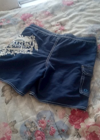 LC Waikiki Kemerli Lacivert Deniz Mini Şortu