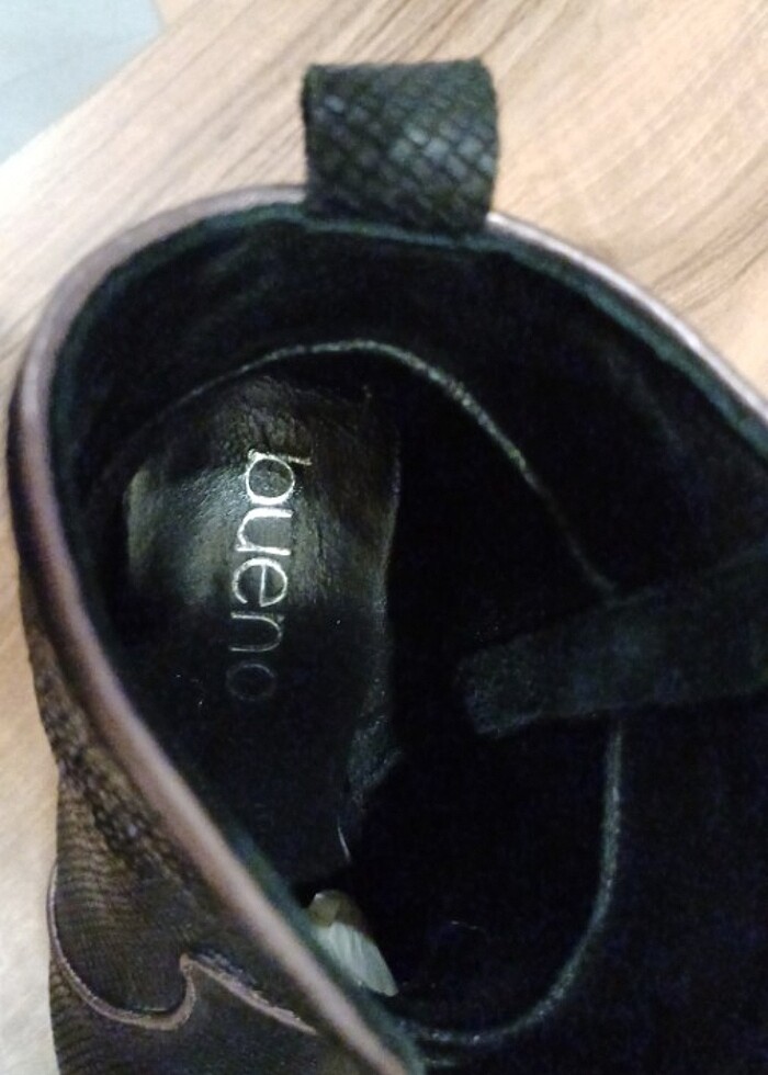 Siyah bot - Görsel 4