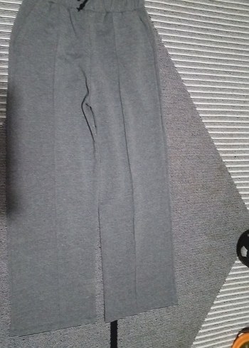 Oysho Gri Kadın Sweatpant Midi Boy Yırtmaçlı