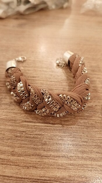 Beden kahverengi Renk ZARA MARKA BİLEKLİK YENİ