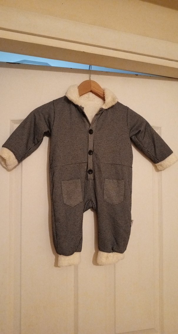 Gri Düğmeli Bebek Tulum - Görsel 3