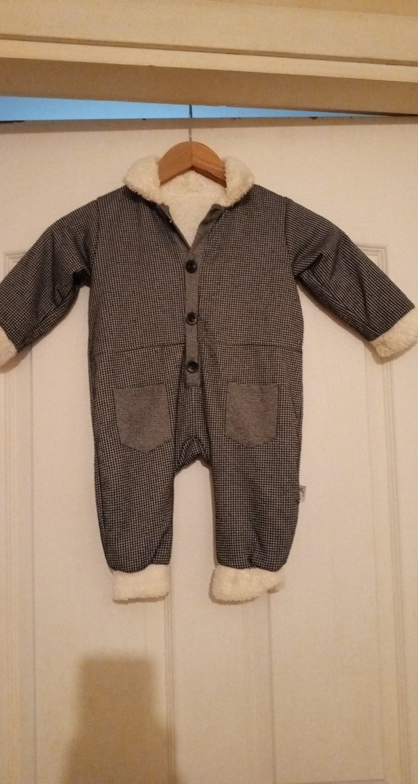 Gri Düğmeli Bebek Tulum - Görsel 5