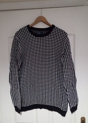 Kadın Siyah Kare Desenli Örgü Kazak - Görsel 7