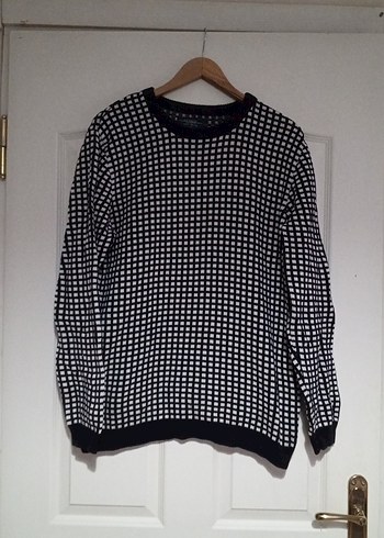 Kadın Siyah Kare Desenli Örgü Kazak - Görsel 2