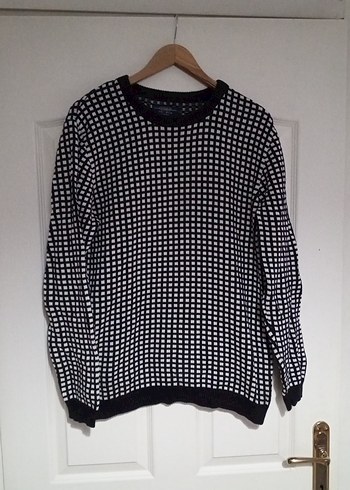 Kadın Siyah Kare Desenli Örgü Kazak - Görsel 10