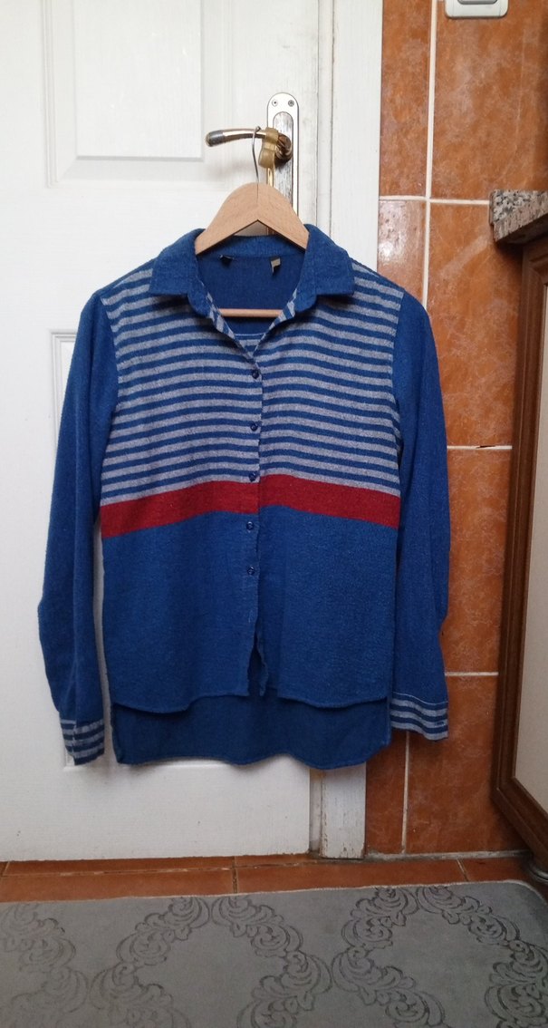 Düğmeli Uzun Kollu Kadın Yün Gömlek - Görsel 2