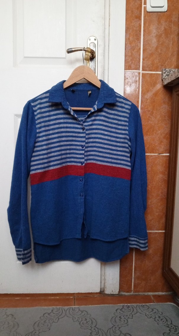 Düğmeli Uzun Kollu Kadın Yün Gömlek - Görsel 4