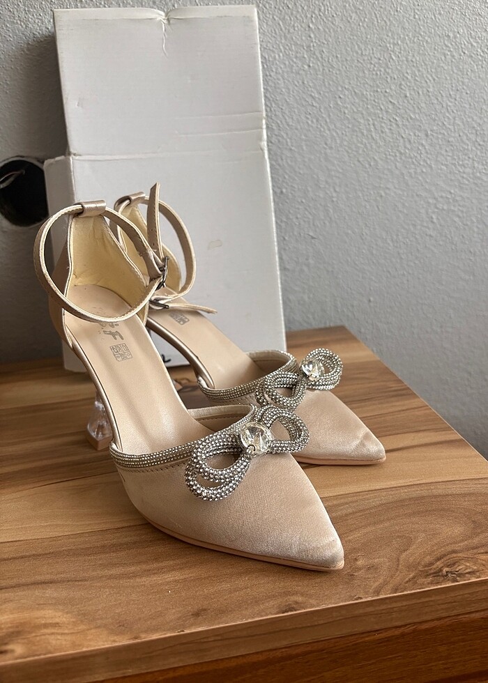 Kurdele Detaylı Saten Topuklu Ayakkabı bej Saten - Görsel 3