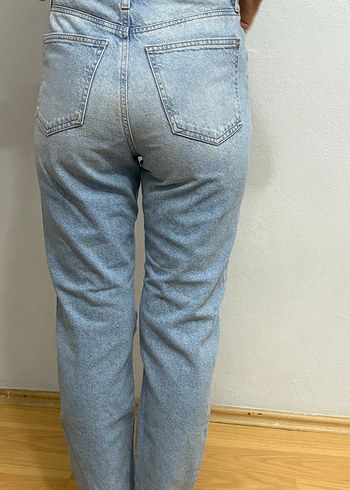 Yırtık Detaylı Mavi Midi Boy Kadın Jean - Görsel 2