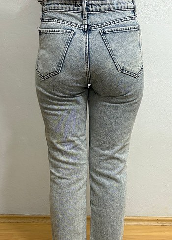 Gri Batik Desenli Yırtıklı Kadın Denim Pantolon - Görsel 2