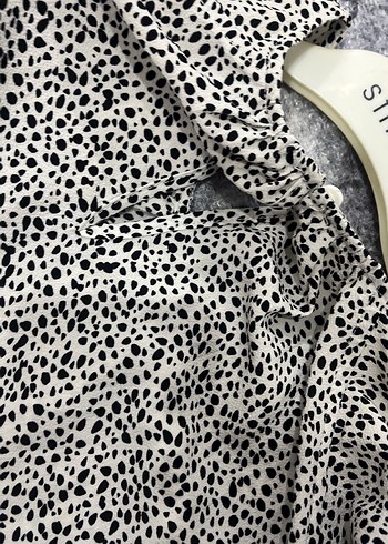 Fırfırlı Beyaz Yılan Desenli kısa Etek - Görsel 4