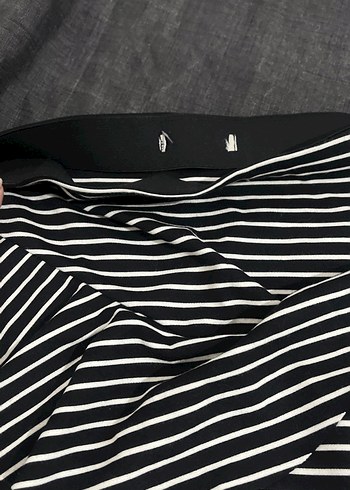 Çizgili Pilili Kısa Etek - Görsel 2