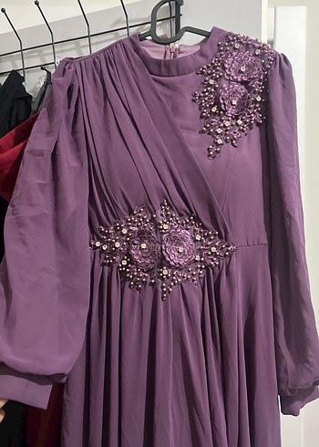 Mor Uzun Kollu İşlemeli Abiye Elbise - Görsel 4