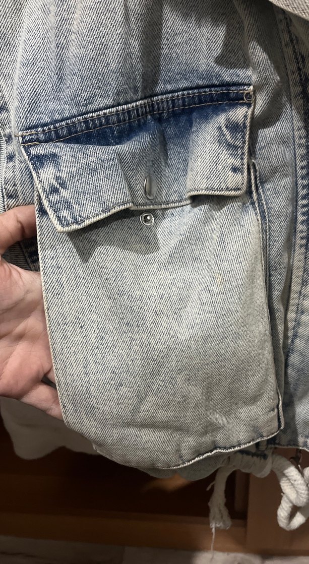 Gri Kadın Peluş Detaylı Denim Ceket - Görsel 3