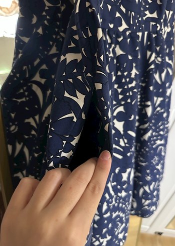 m Beden lacivert Renk Zara Lacivert V Yakalı Pilili Midi Elbise