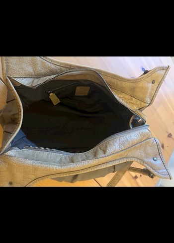 Burberry kol çantası - Görsel 12