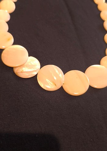 Bej Boncuklu Uzun Kadın Kolye - Görsel 3