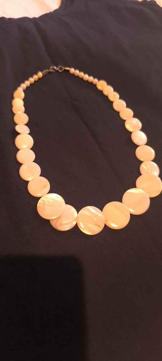 Bej Boncuklu Uzun Kadın Kolye - Görsel 2