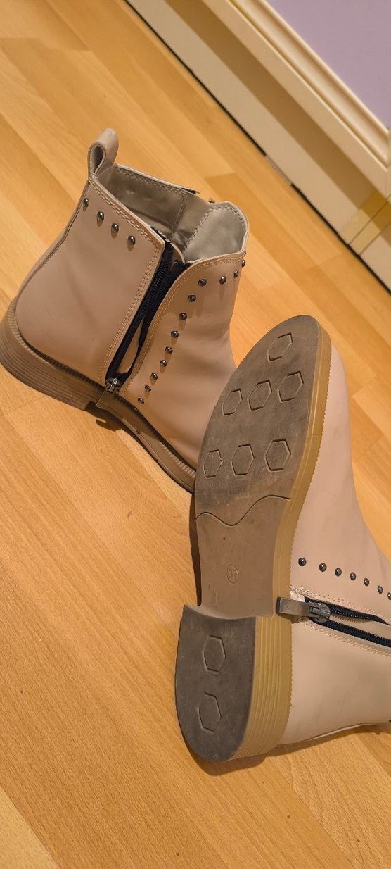 Bej Kadın Tokalı Topuklu Bot - Görsel 4