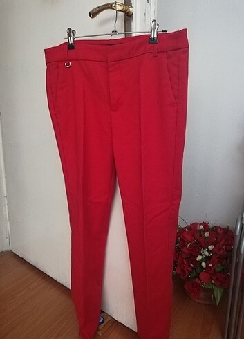 Zara kırmızı kadın kumaş pantolon 