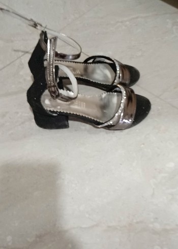 Siyah Yılan Desenli Dolgu Topuklu kız çocuk Ayakkabı - Görsel 2