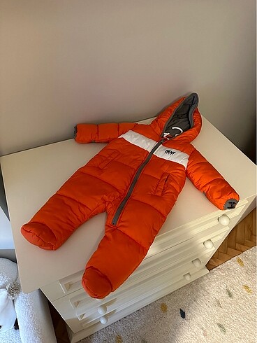 DKNY Astronot Tulum