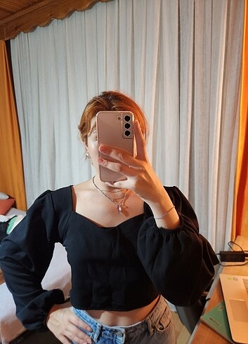 40 Beden Siyah crop bluz