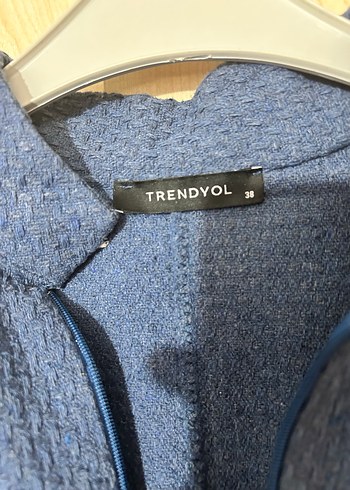 Düğmeli Kısa Kesim Mavi Kadın Triko - Görsel 2