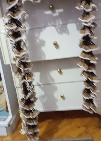 Kadın Kahverengi Fırfırlı Triko Şal - Görsel 4