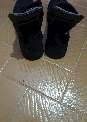 Siyah Kadın Bot - Görsel 6