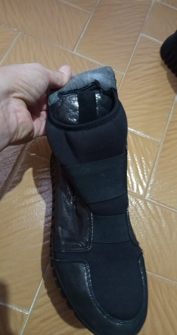 Siyah Kadın Bot - Görsel 4