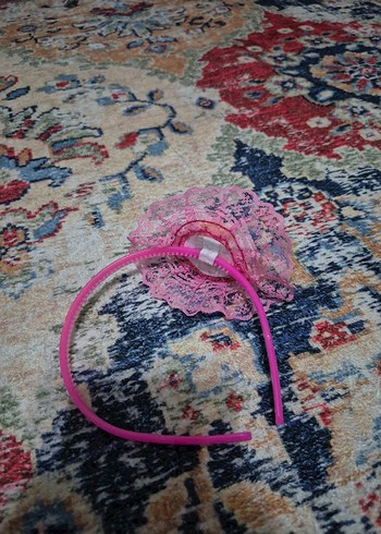 Dantelli Çiçekli Pembe Plastik Çocuk Taç - Görsel 2