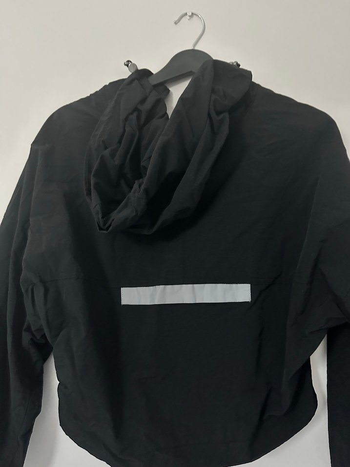 Siyah Fermuarlı yağmurluk - Görsel 2
