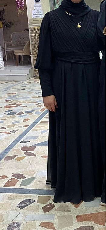 Siyah tesettür abiye