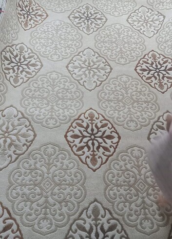 4 metre yün halı