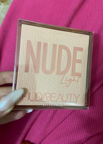Huda Beauty Nude Light Allık - Görsel 4