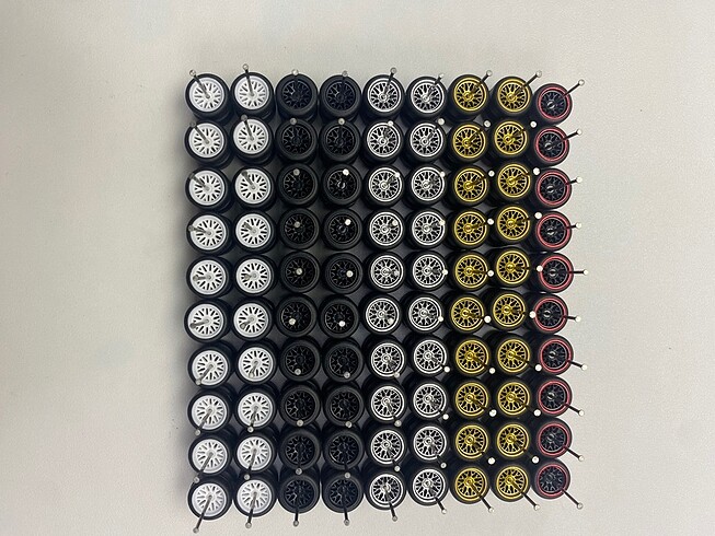 Beden Renk Kaucuk teker 1/64 Araçlar için